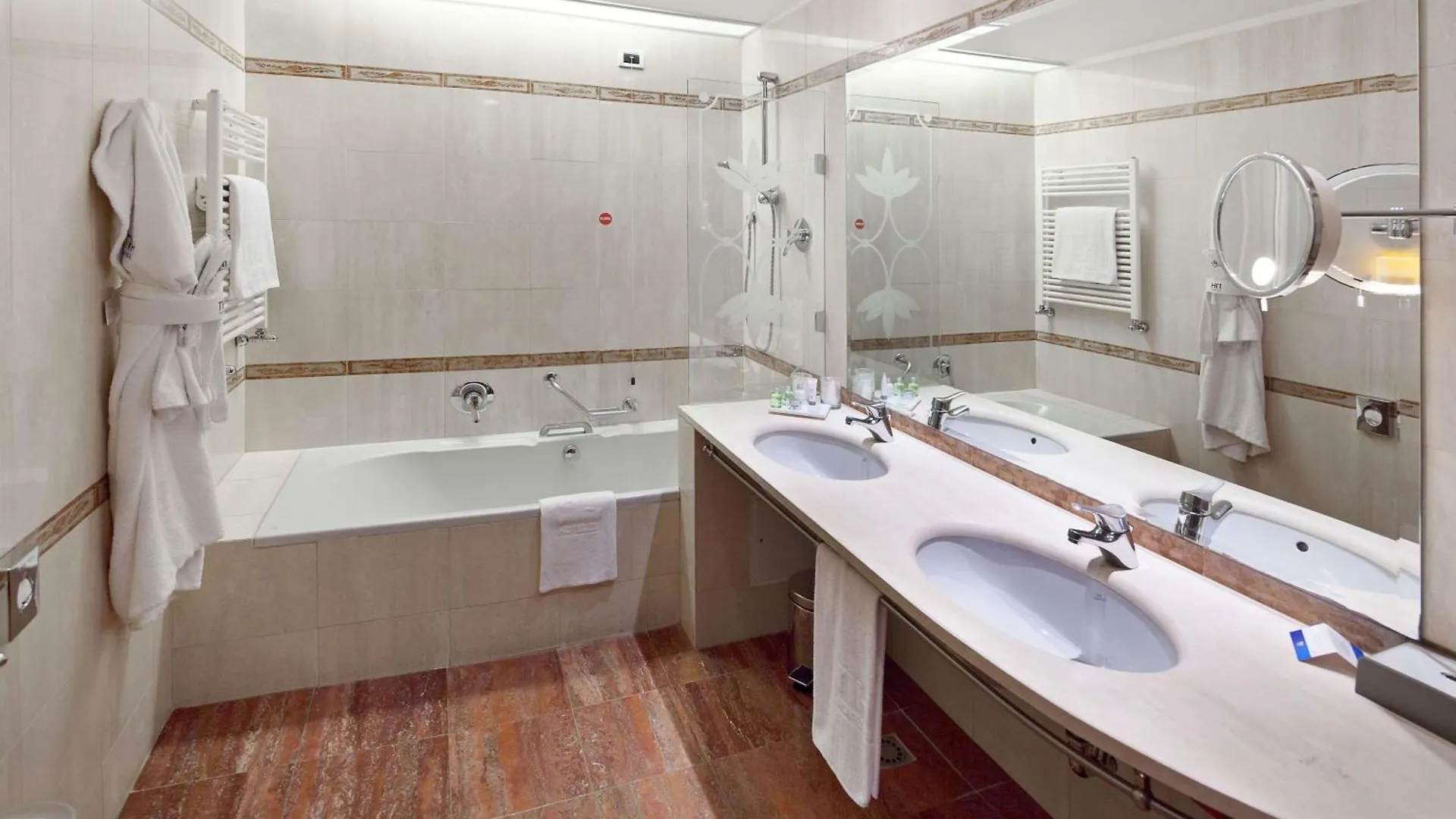 Nh Milano Machiavelli Hotel 4*, Milan