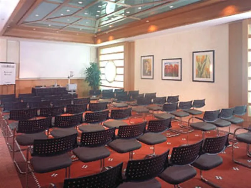 Nh Milano Machiavelli Hotel 4*, Milan Italy
