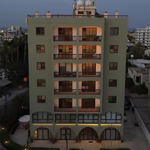 Layiotis 2* Λάρνακα