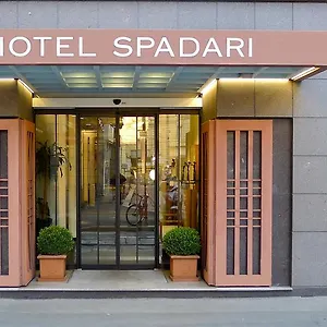 Отель Spadari Al Duomo, Милан