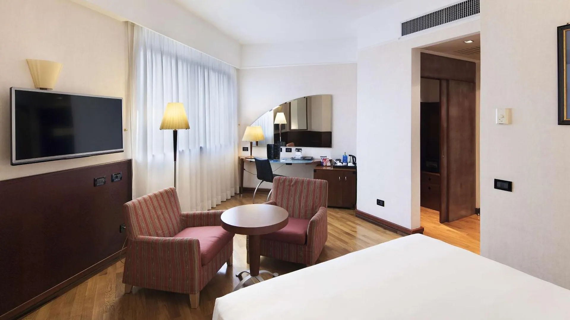 Nh Milano Machiavelli Hotel 4*, Milan