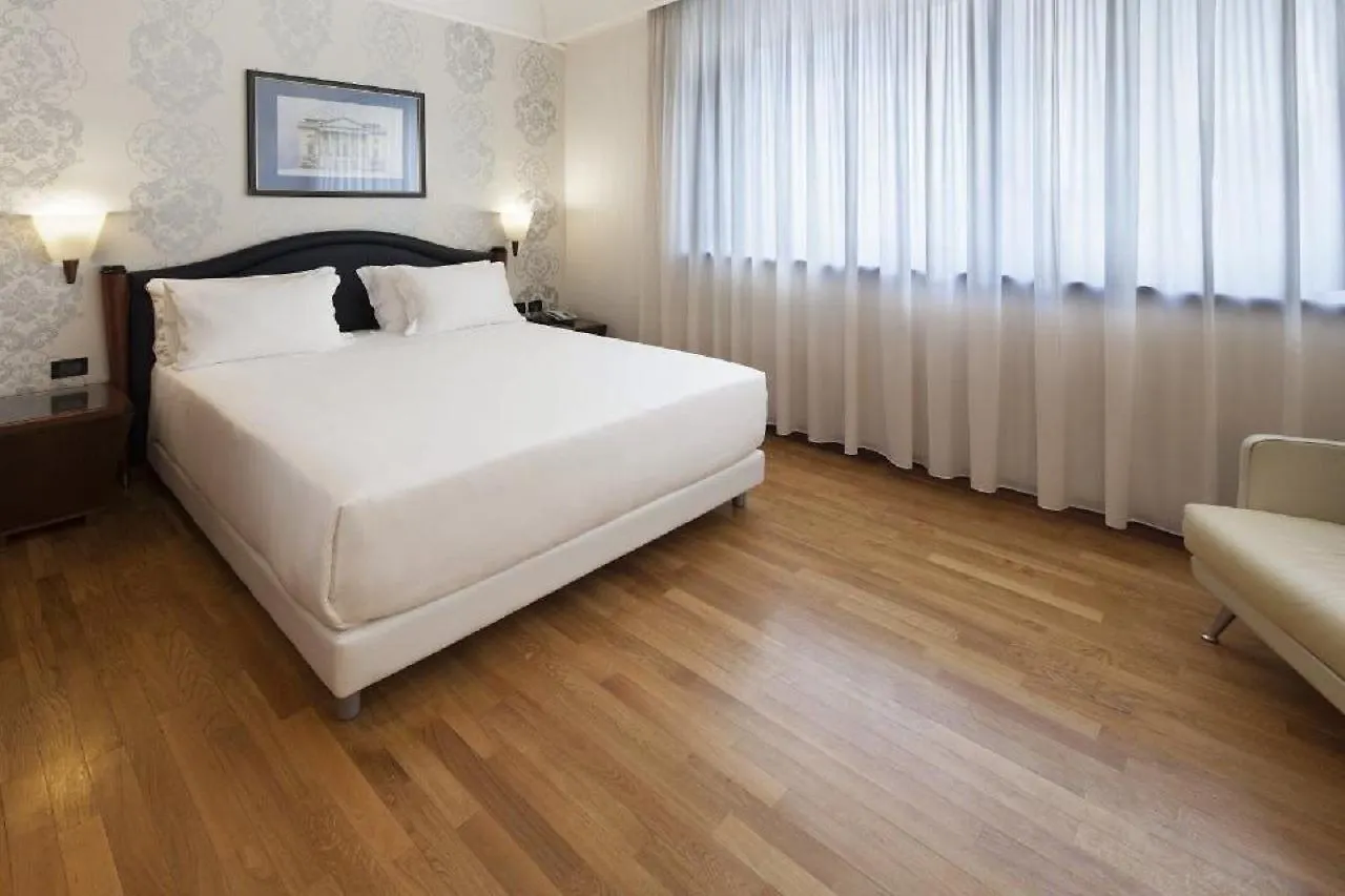 Nh Milano Machiavelli Hotell